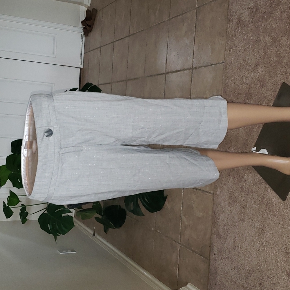 White House Black Market 6 silver micro stripes long shorts slacks